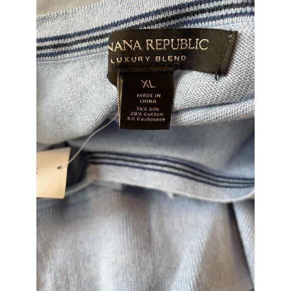 Banana Republic Mens XL Blue V-Neck Sweater Silk Cotton Cashmere Blend - Picture 6 of 7